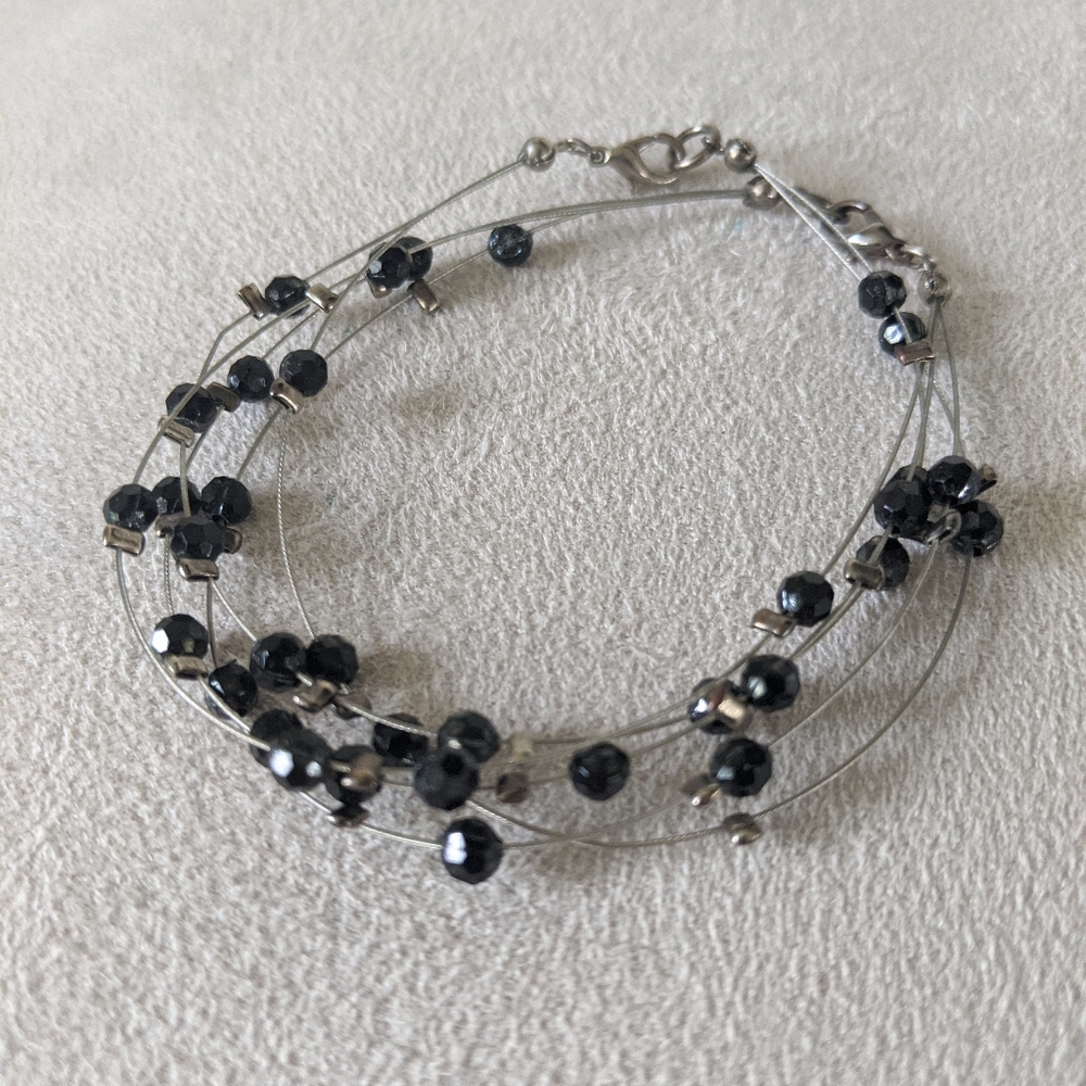 Black bead wire bracelet